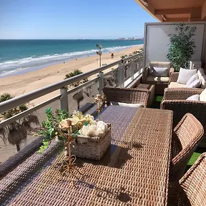 Luxury Oceanfront Triplex In Apartamento Cádiz